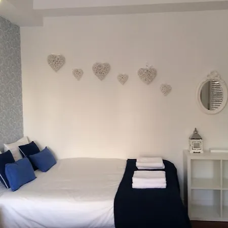 4u Iv Airport Guest house