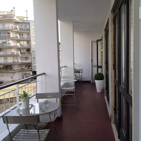 4u Iv Airport Lisboa