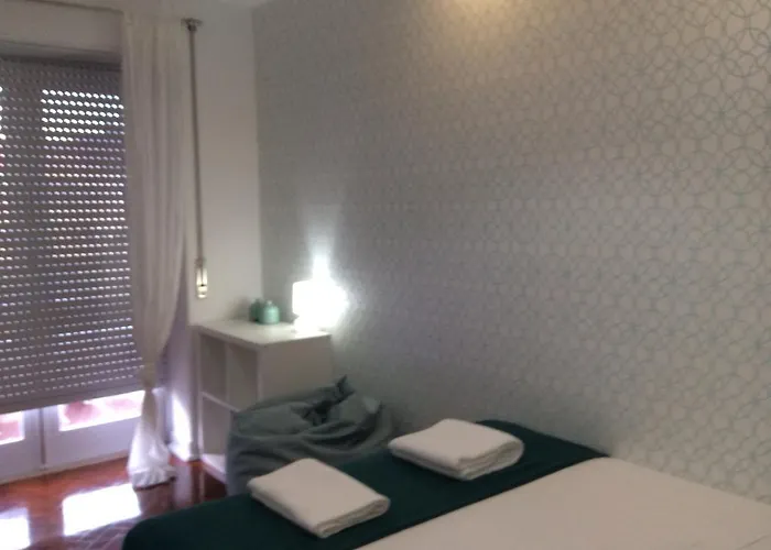 4u Iv Airport Guest house Lisbon