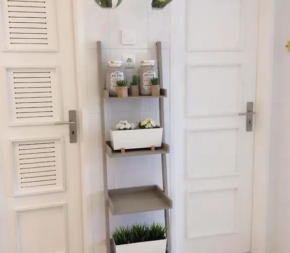 4u Iv Airport Guest house Lisbon