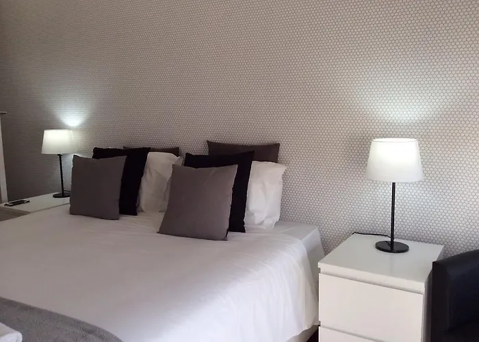 Guest house 4u Iv Airport Lisbon